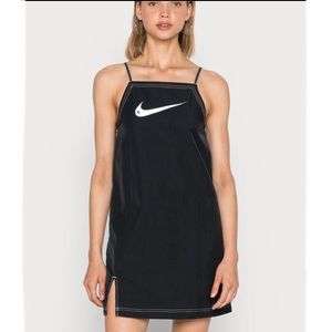 Nike Sportswear Swoosh Woven Cami Dress